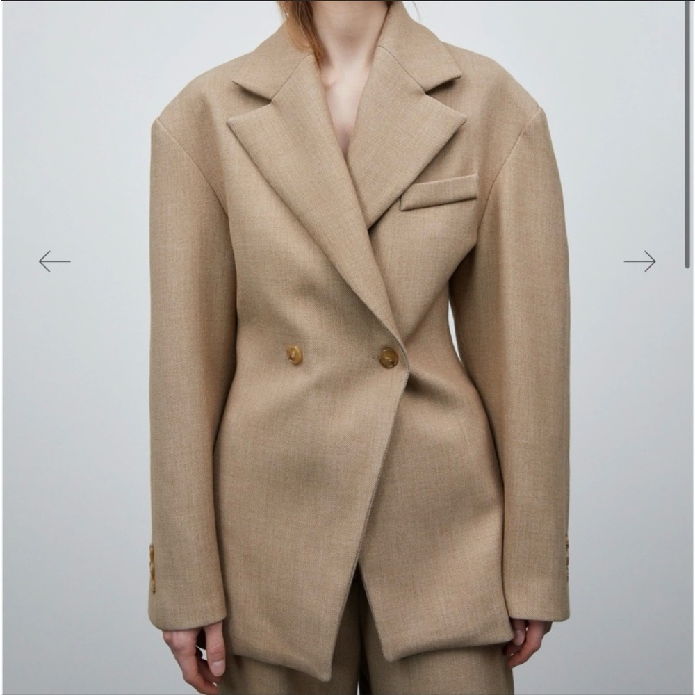 Designed Stylish Jacket - image 4